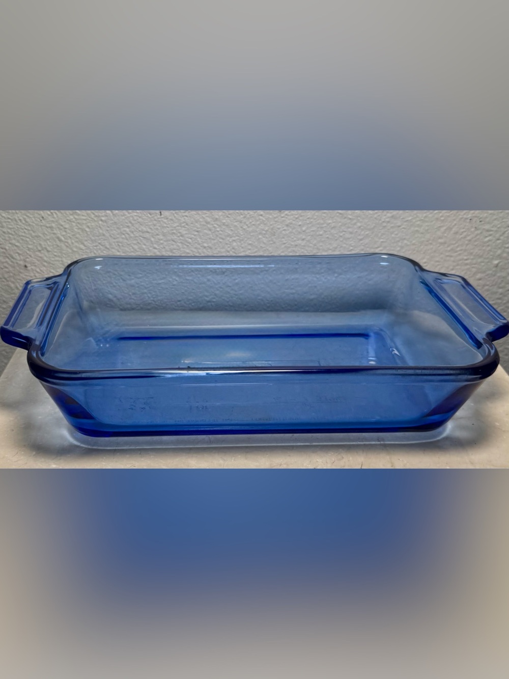 Anchor Hocking Essentials Cobalt Blue
9" Rectangular Baker